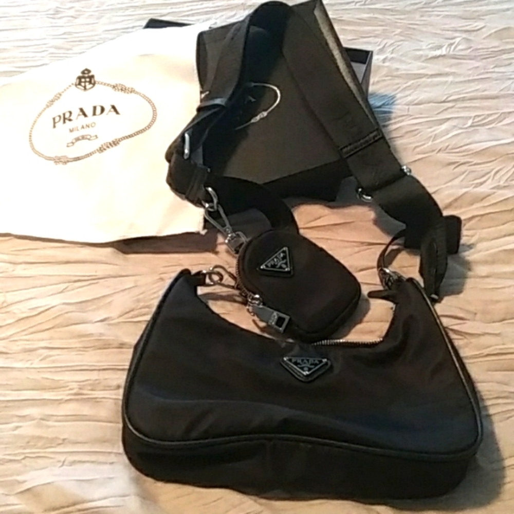 Prada. Crossbody